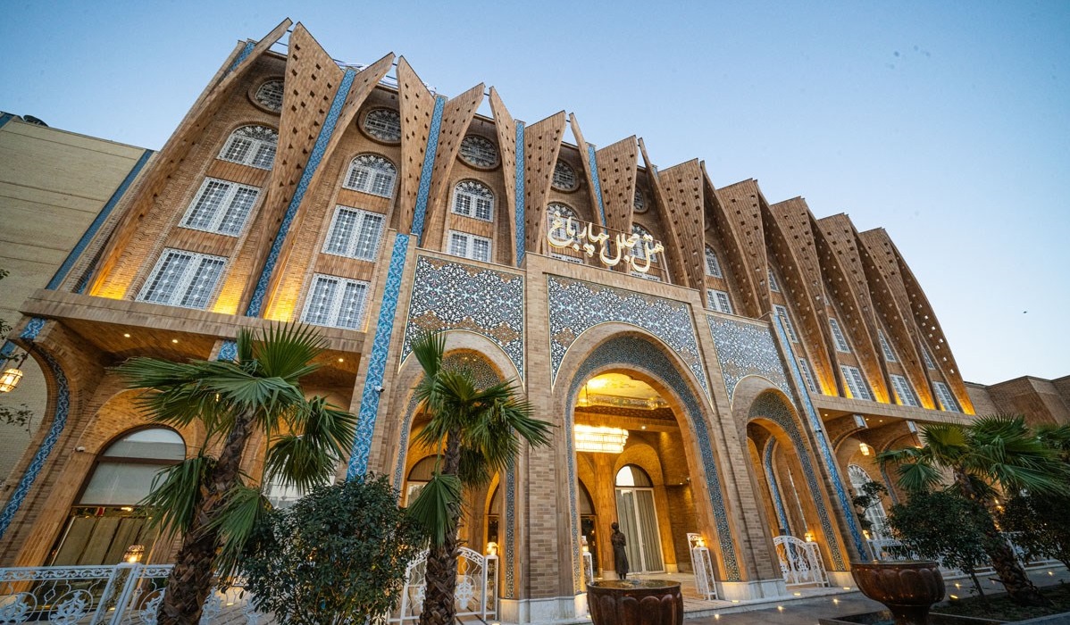 رزرو هتل مجلل چهارباغ اصفهان تا 70% تخفیف &zwnj; فلای&zwnj;تودی